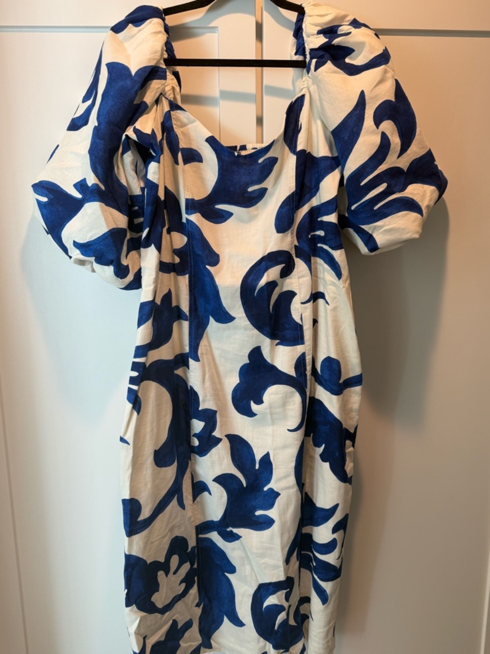H&M blue and white abstract print balloon-sleeved sheath dress, XL - Picture 2 of 7